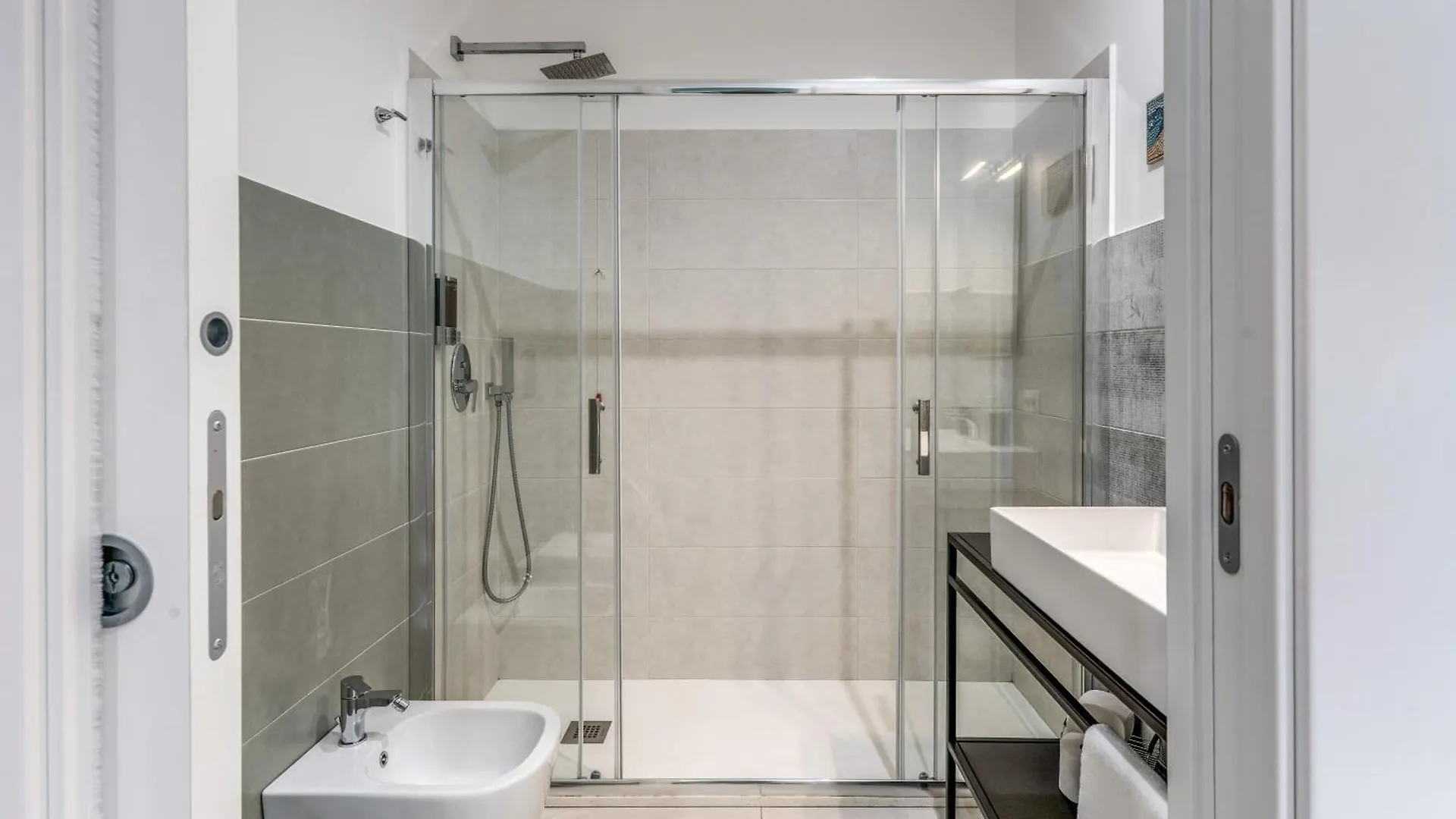 Pensjonat Caravita Rooms Neapol