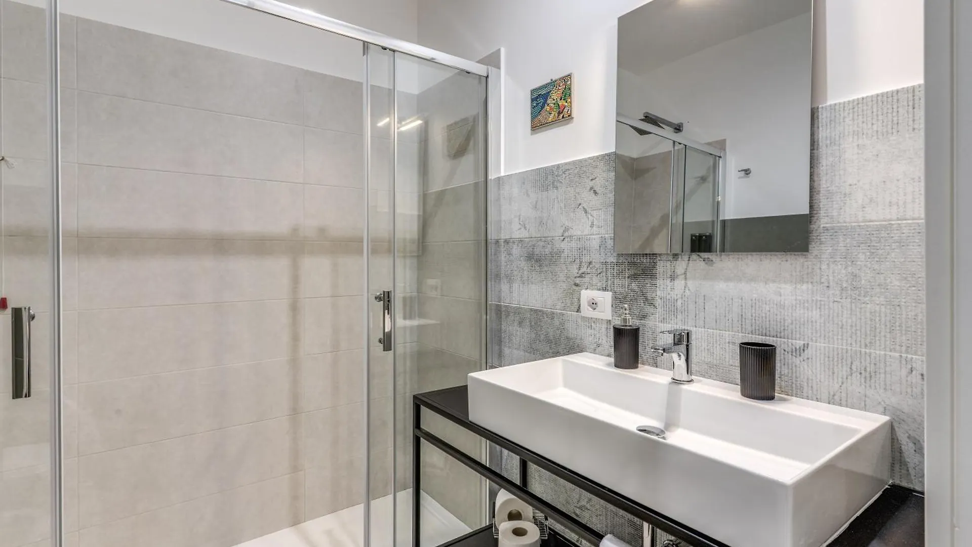 Caravita Rooms Neapel Italien