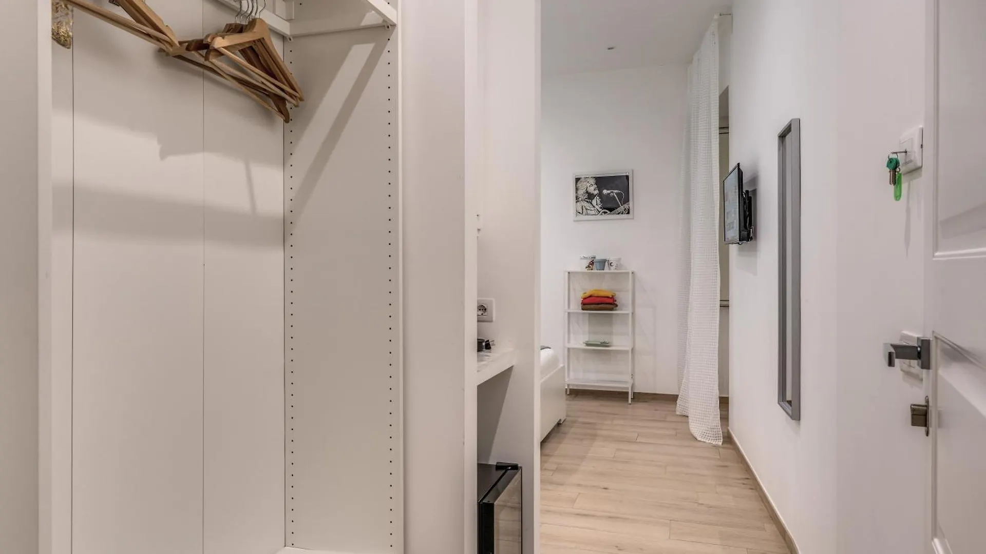 Caravita Rooms Naples Guest house